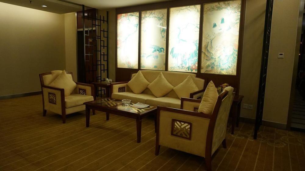 Hongyadong Hotel Чунцин Экстерьер фото